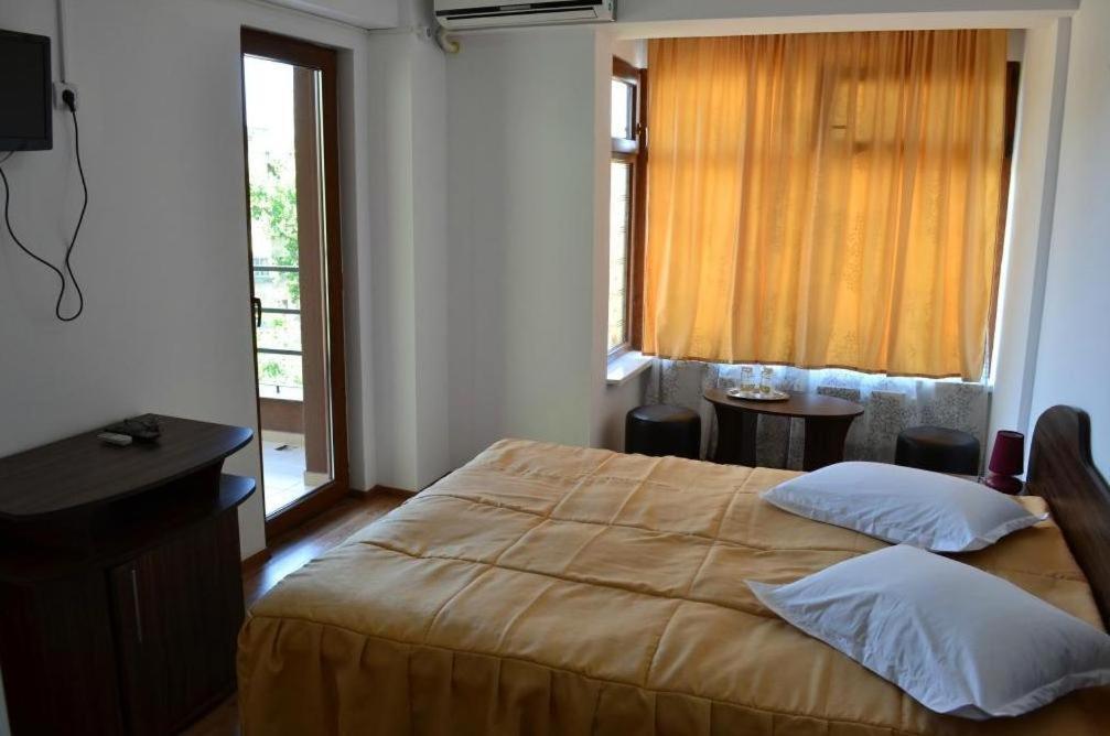 Hotel Corsar Тулча Стая снимка