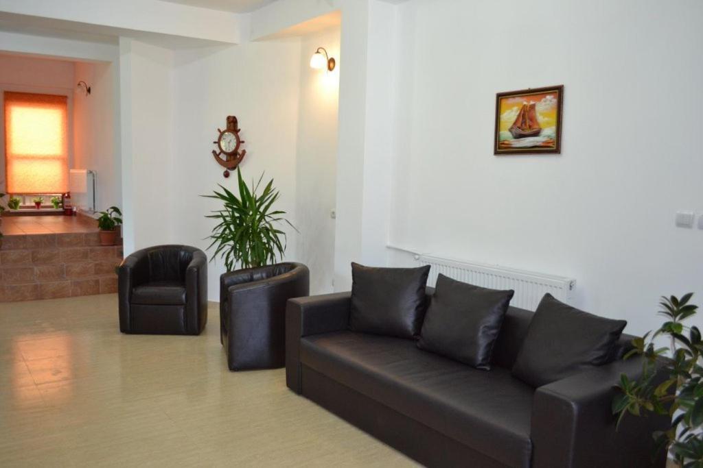 Hotel Corsar Тулча Екстериор снимка