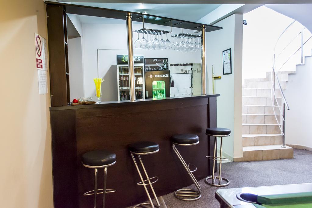 Hotel Corsar Тулча Екстериор снимка